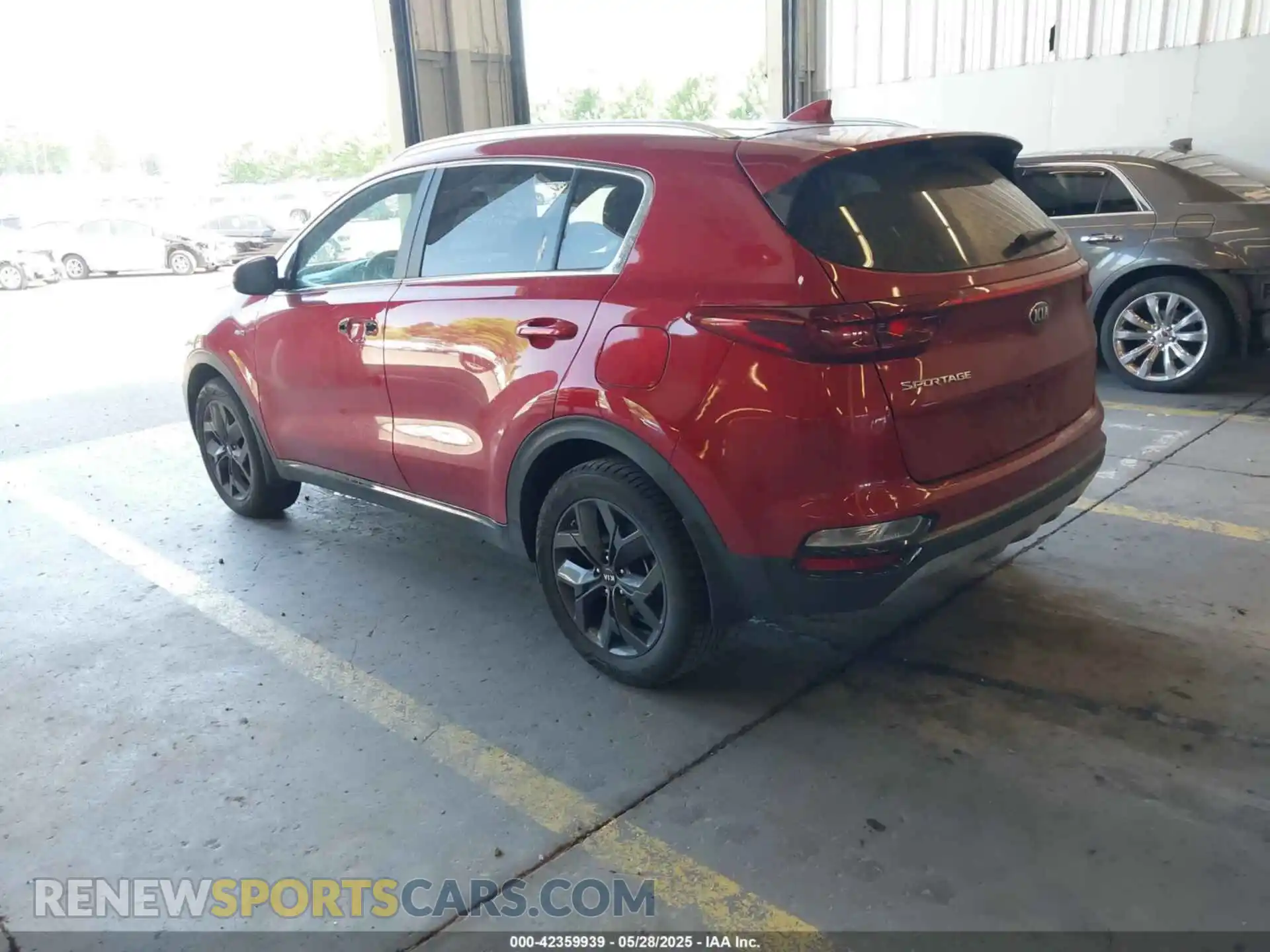 3 Photograph of a damaged car KNDP6CAC5M7925636 KIA SPORTAGE 2021