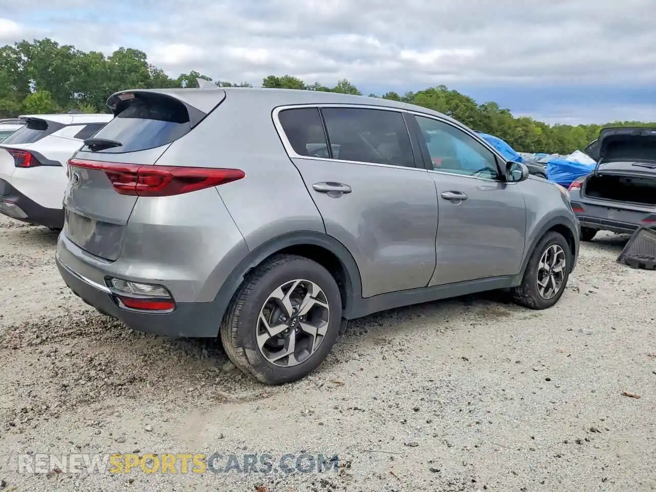 3 Photograph of a damaged car KNDPM3AC0M7922293 KIA SPORTAGE 2021