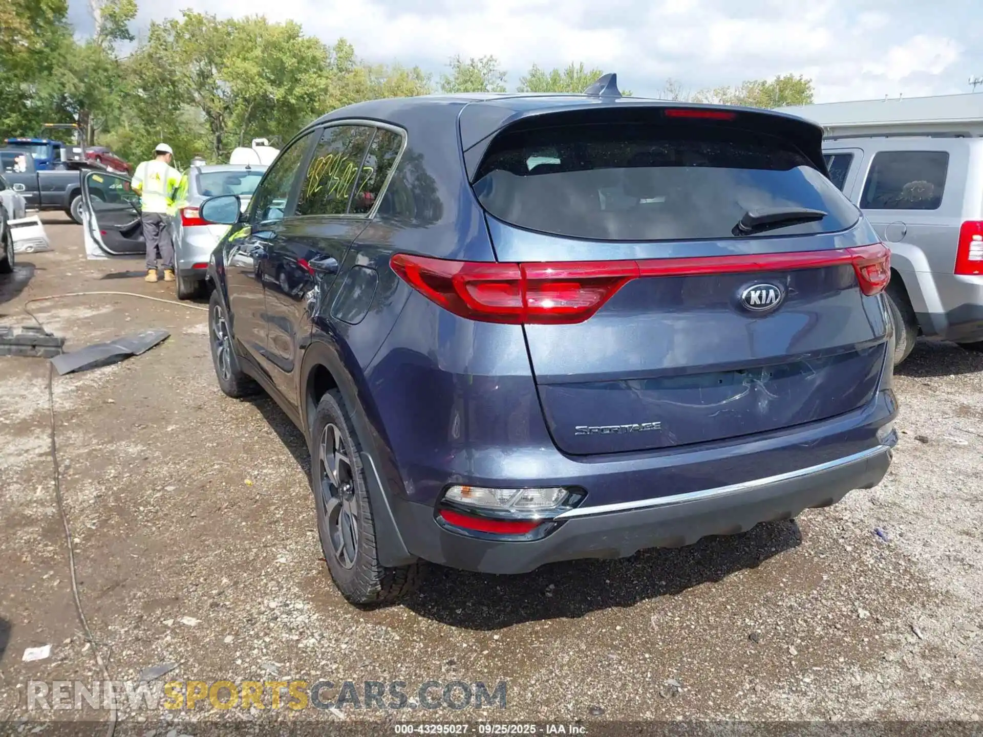 3 Photograph of a damaged car KNDPM3AC1M7885366 KIA SPORTAGE 2021