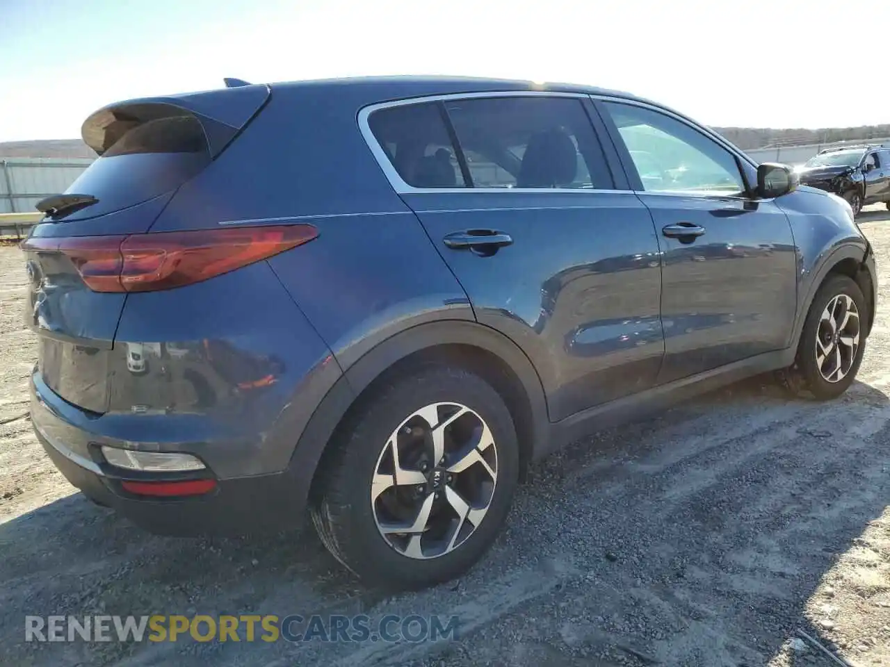 3 Photograph of a damaged car KNDPM3AC1M7888414 KIA SPORTAGE 2021