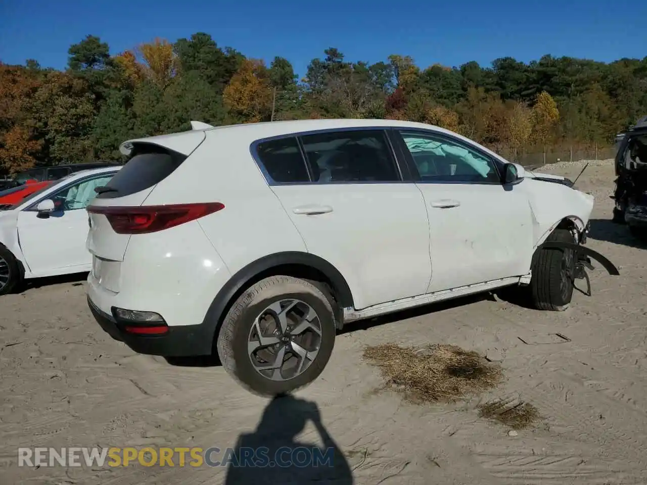 3 Photograph of a damaged car KNDPM3AC1M7906717 KIA SPORTAGE 2021