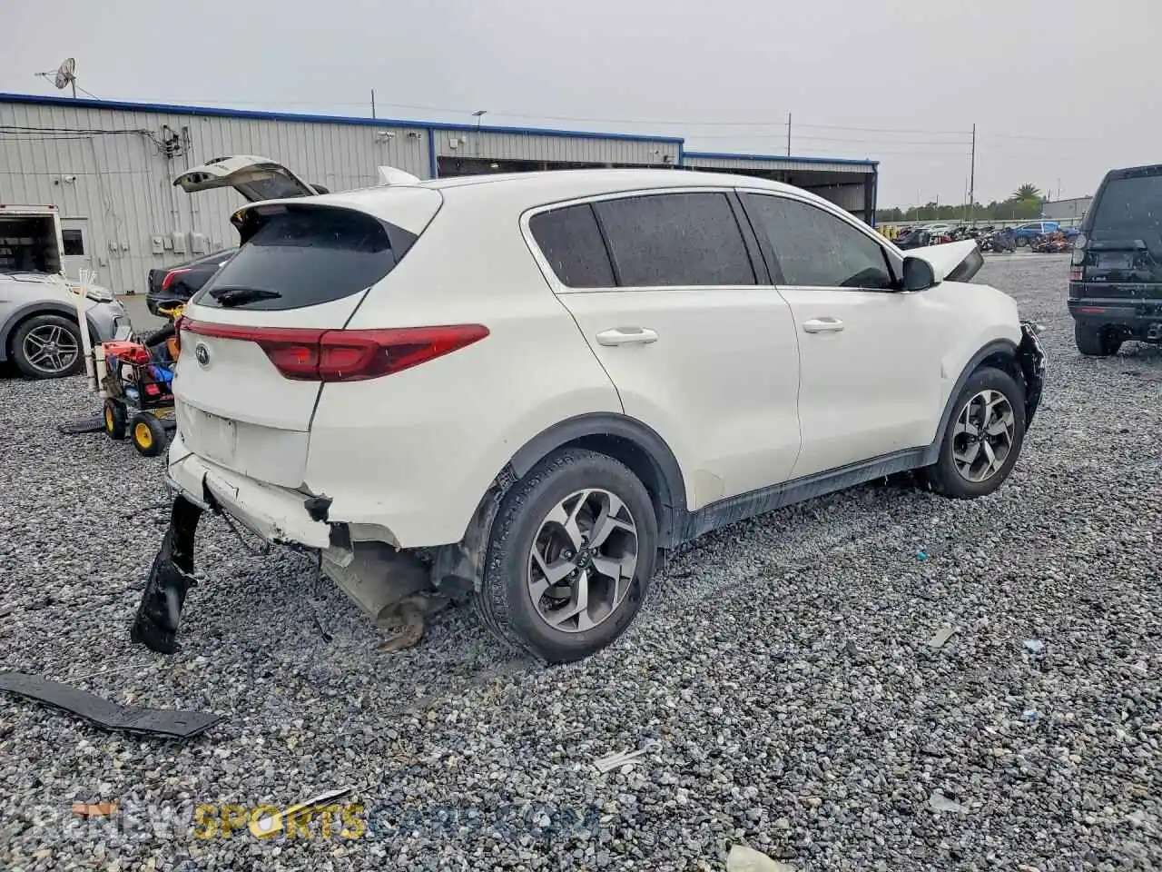 3 Photograph of a damaged car KNDPM3AC1M7908838 KIA SPORTAGE 2021