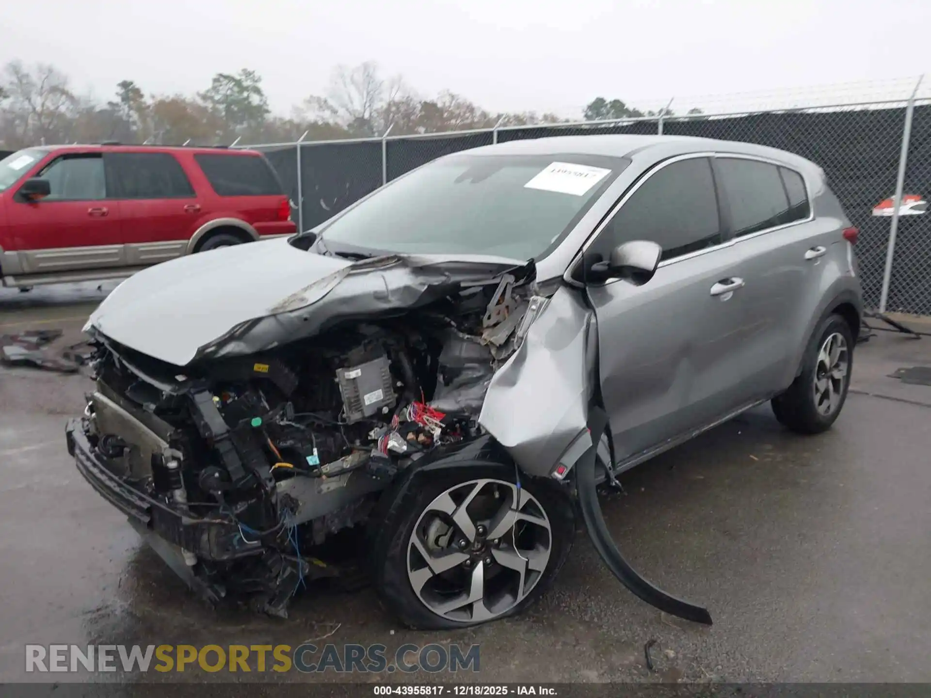 2 Photograph of a damaged car KNDPM3AC1M7929771 KIA SPORTAGE 2021