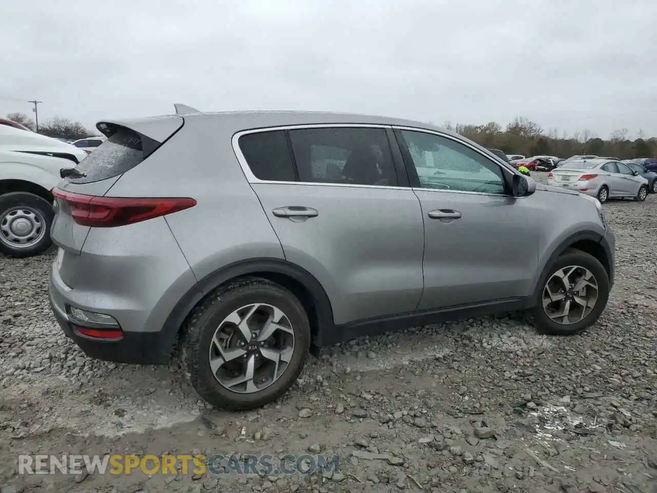 3 Photograph of a damaged car KNDPM3AC3M7855835 KIA SPORTAGE 2021