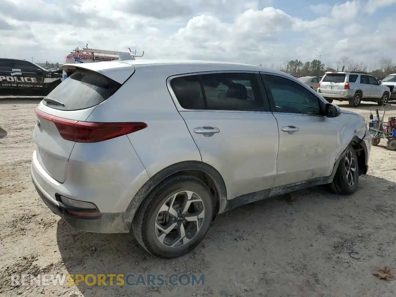 3 Photograph of a damaged car KNDPM3AC3M7888978 KIA SPORTAGE 2021