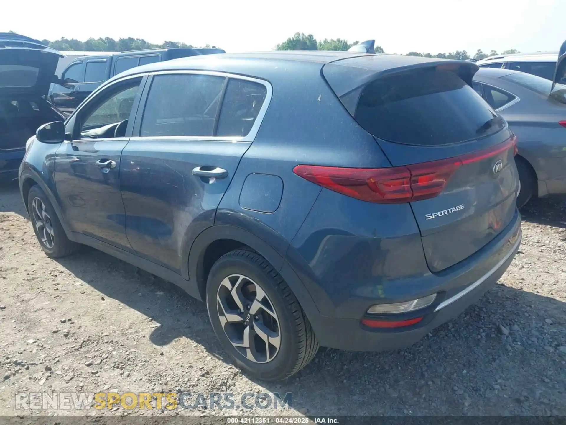3 Photograph of a damaged car KNDPM3AC3M7894909 KIA SPORTAGE 2021