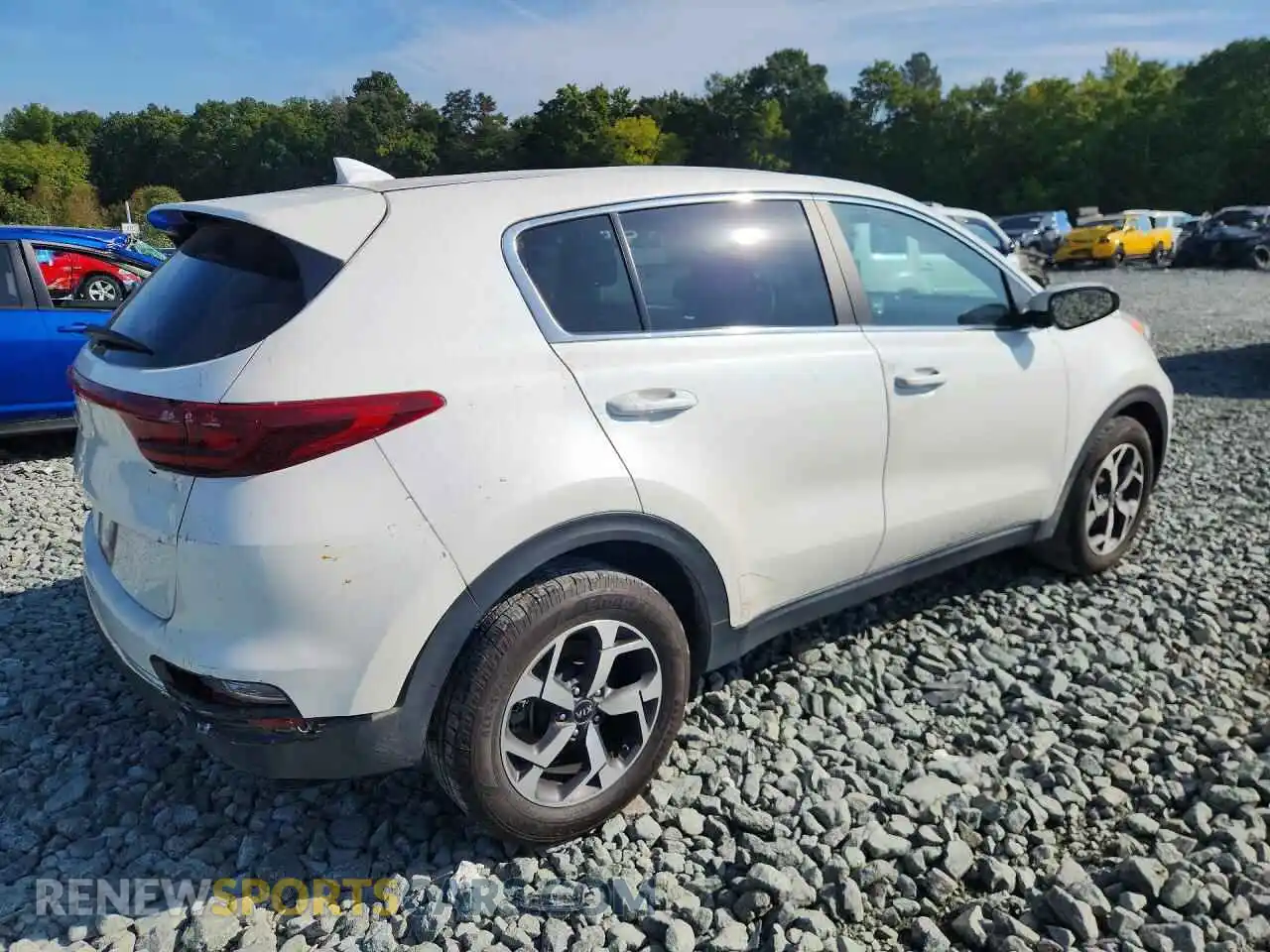 3 Photograph of a damaged car KNDPM3AC3M7925978 KIA SPORTAGE 2021