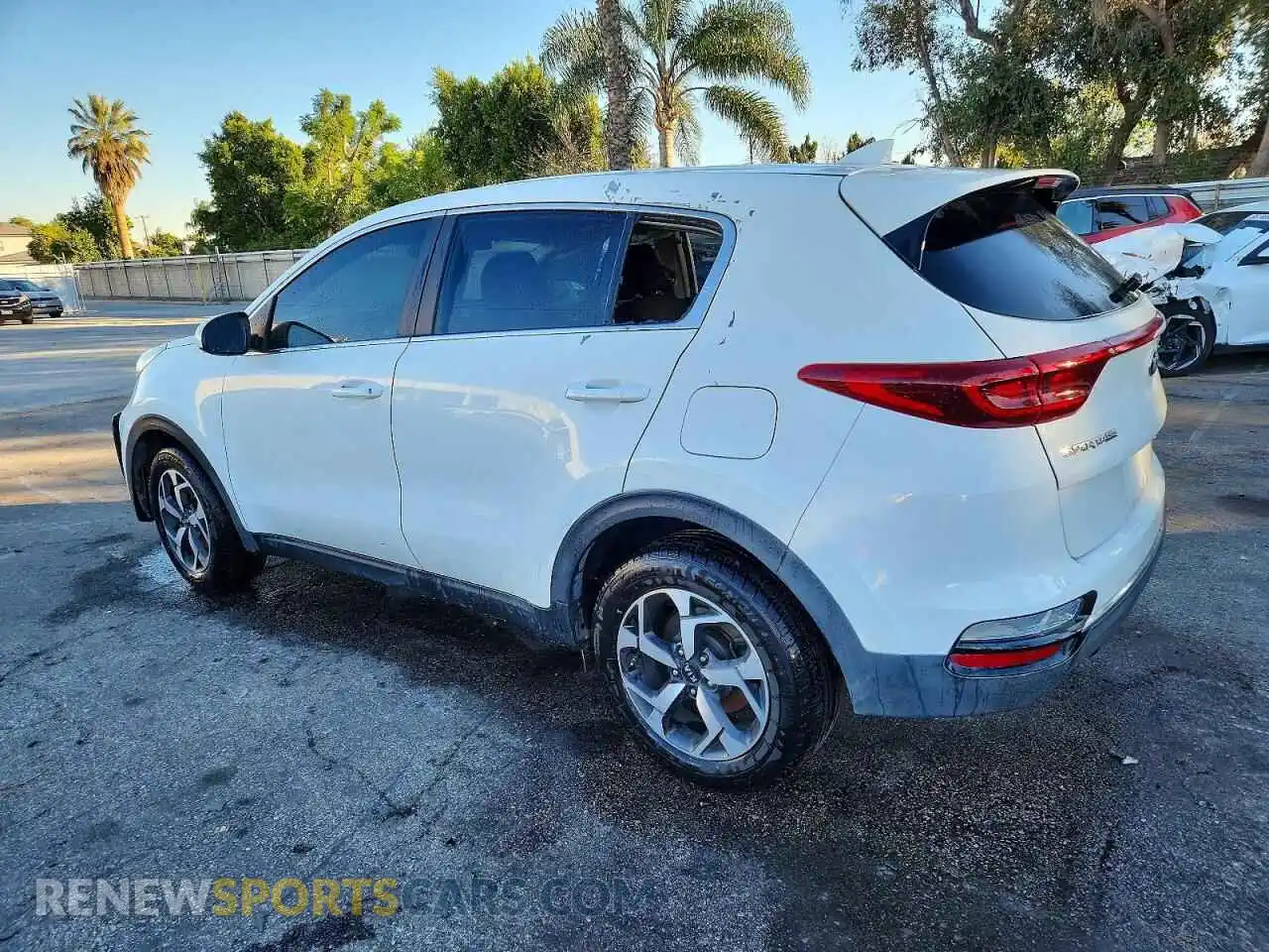 2 Photograph of a damaged car KNDPM3AC5M7906705 KIA SPORTAGE 2021
