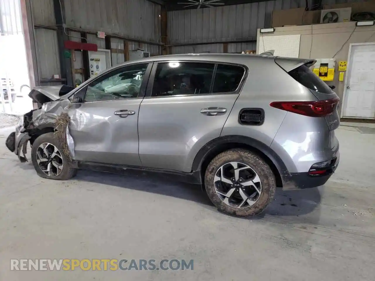 2 Photograph of a damaged car KNDPM3AC5M7932558 KIA SPORTAGE 2021