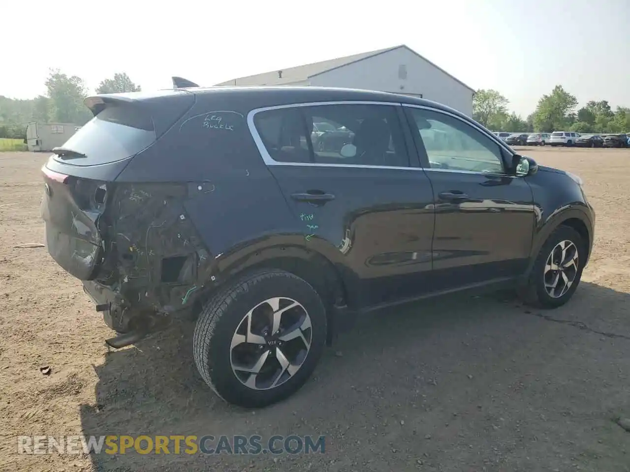 3 Photograph of a damaged car KNDPM3AC6M7901335 KIA SPORTAGE 2021