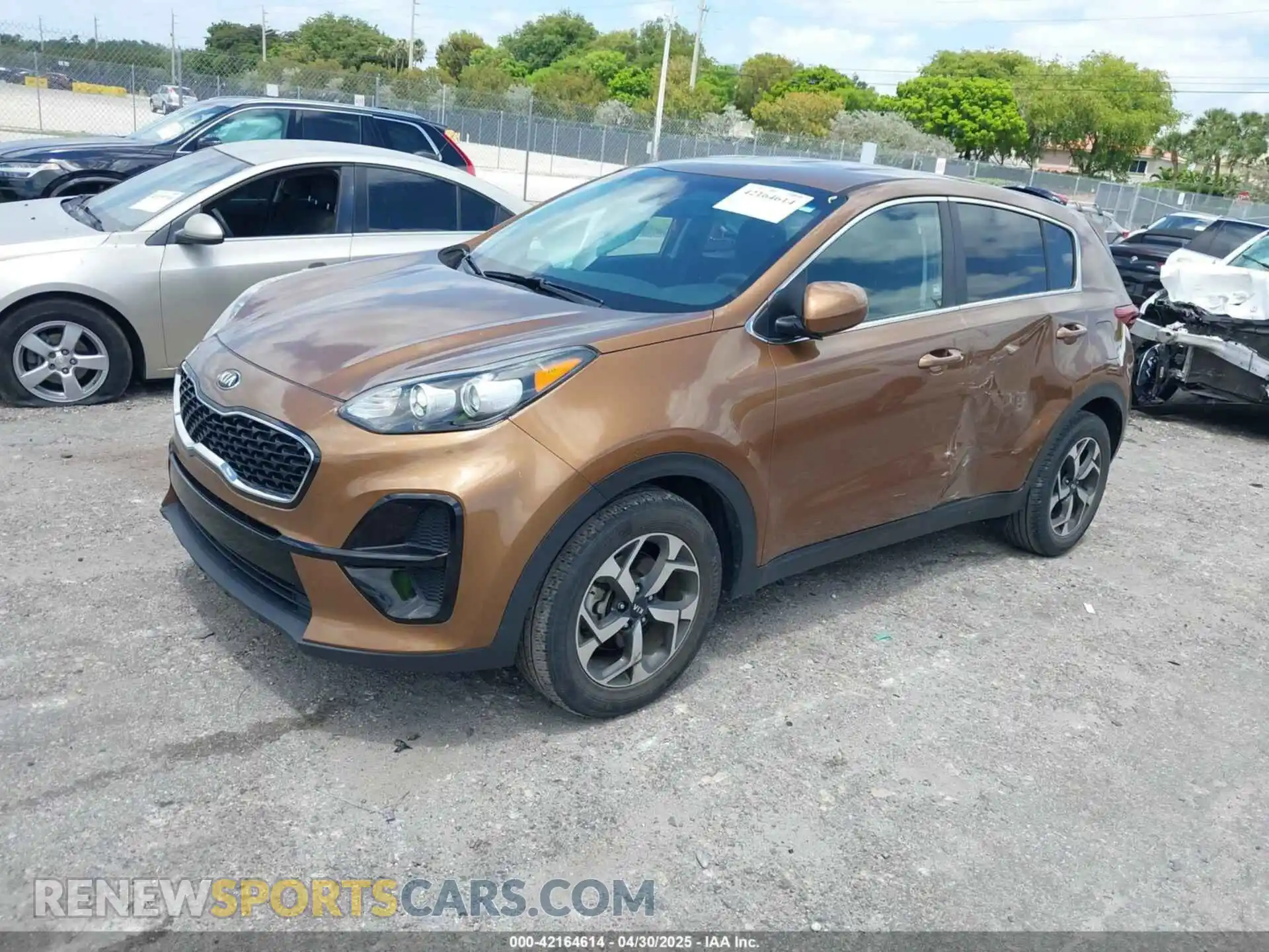 2 Photograph of a damaged car KNDPM3AC7M7885002 KIA SPORTAGE 2021