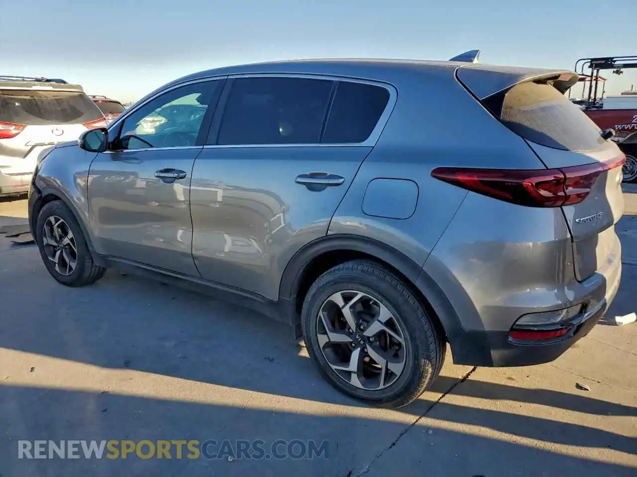 2 Photograph of a damaged car KNDPM3AC7M7902879 KIA SPORTAGE 2021
