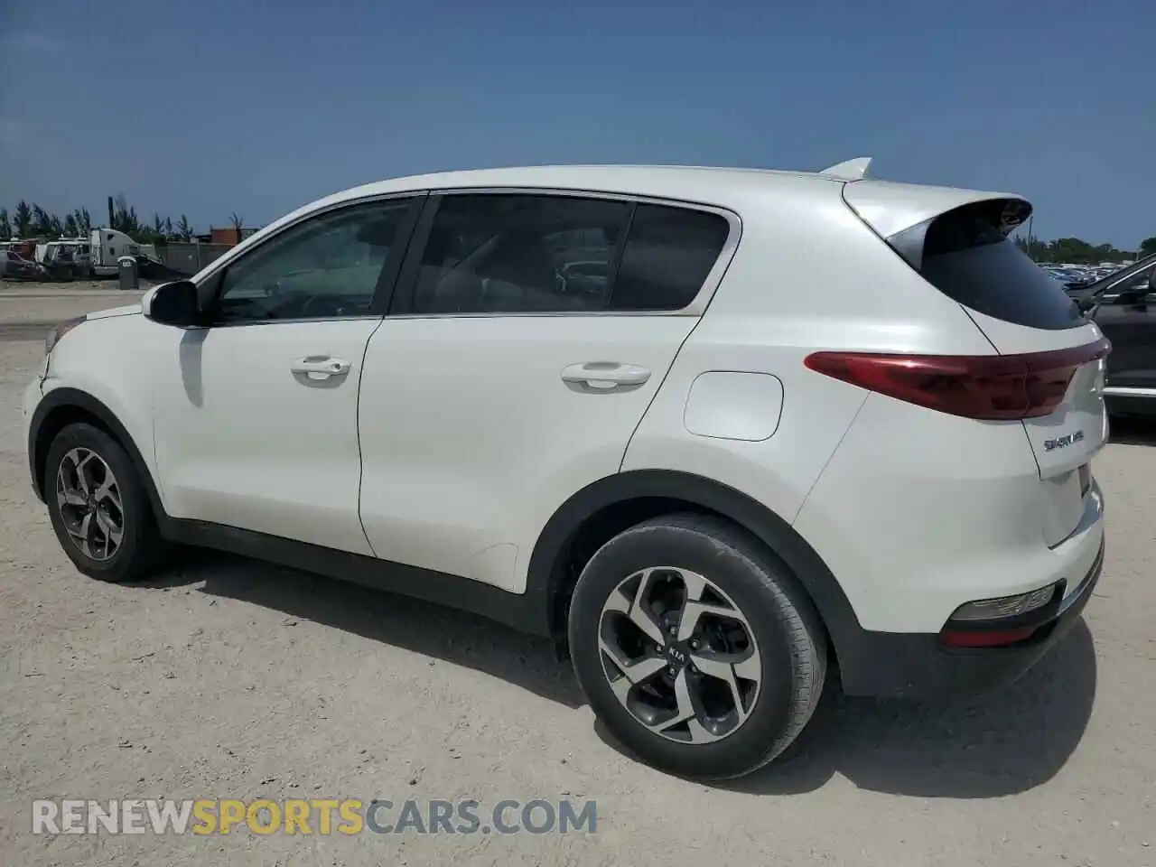 2 Photograph of a damaged car KNDPM3AC7M7926888 KIA SPORTAGE 2021