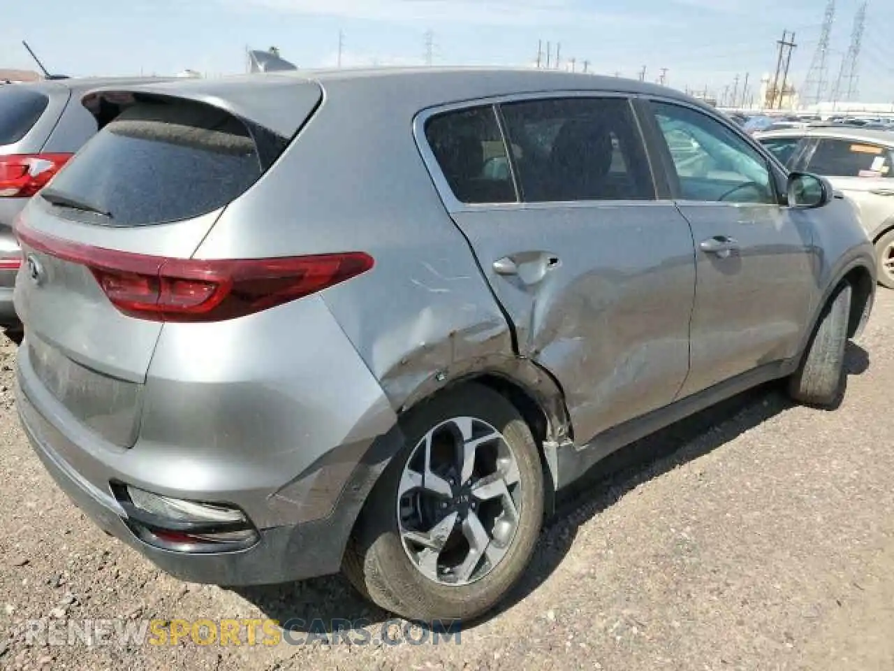 3 Photograph of a damaged car KNDPM3AC7M7942248 KIA SPORTAGE 2021