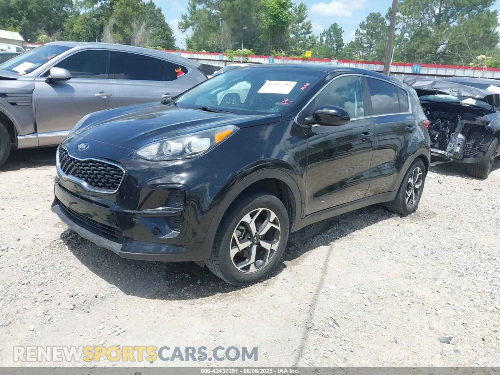 2 Photograph of a damaged car KNDPM3AC8M7876146 KIA SPORTAGE 2021