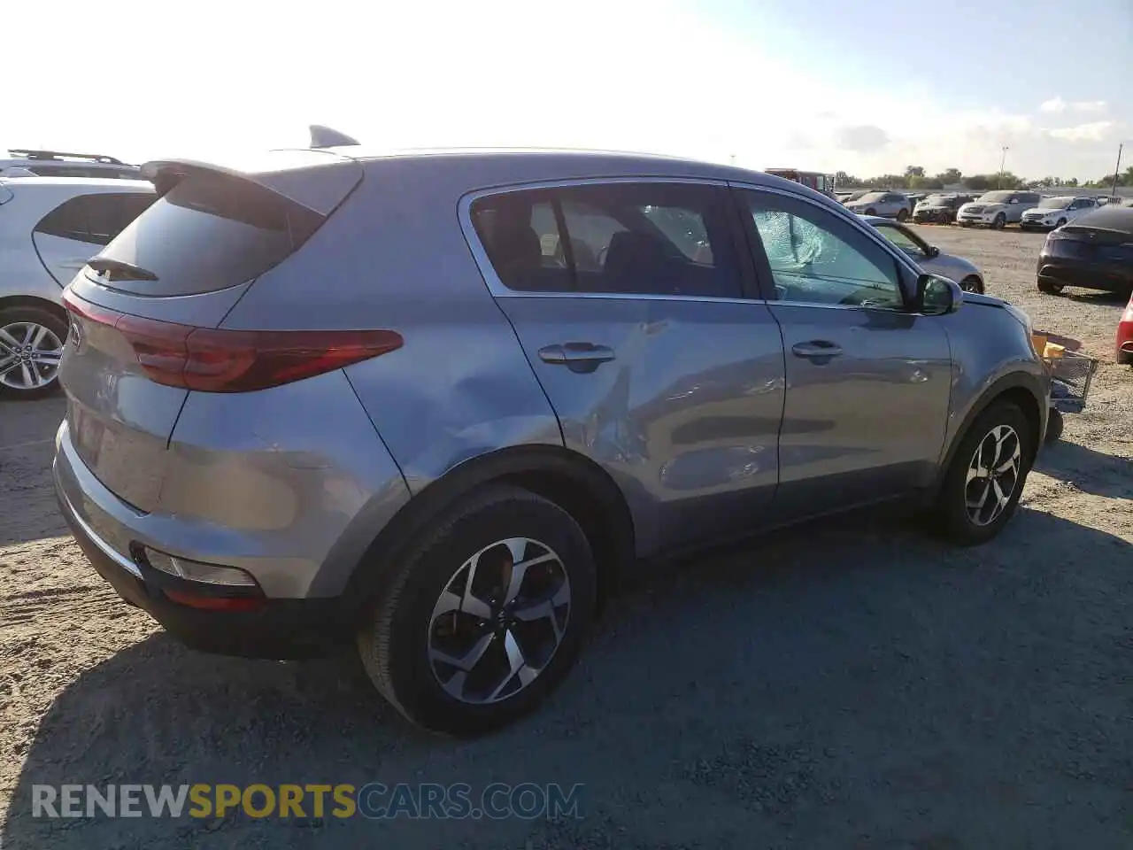 3 Photograph of a damaged car KNDPM3AC9M7912667 KIA SPORTAGE 2021