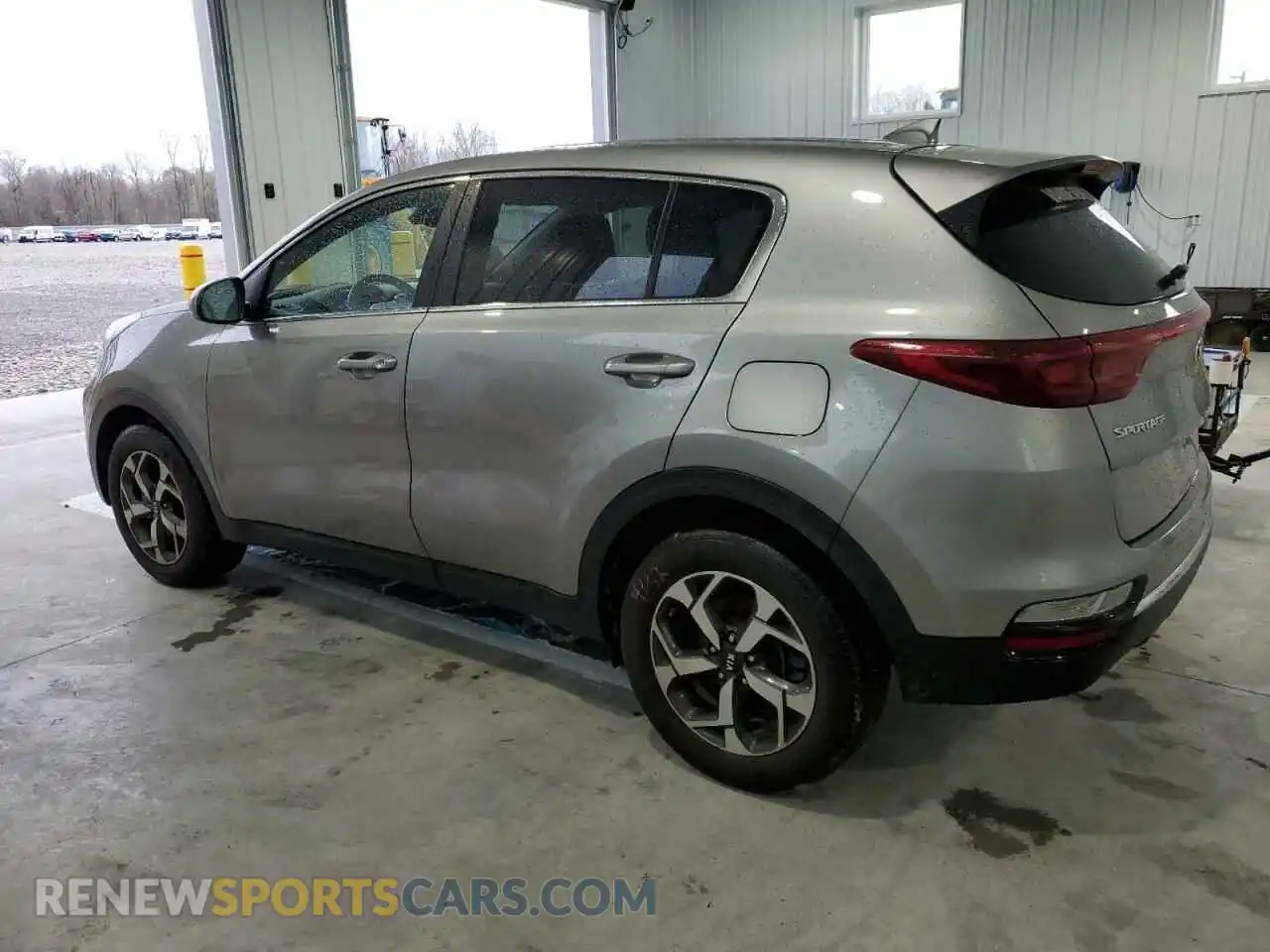 2 Photograph of a damaged car KNDPM3AC9M7916850 KIA SPORTAGE 2021