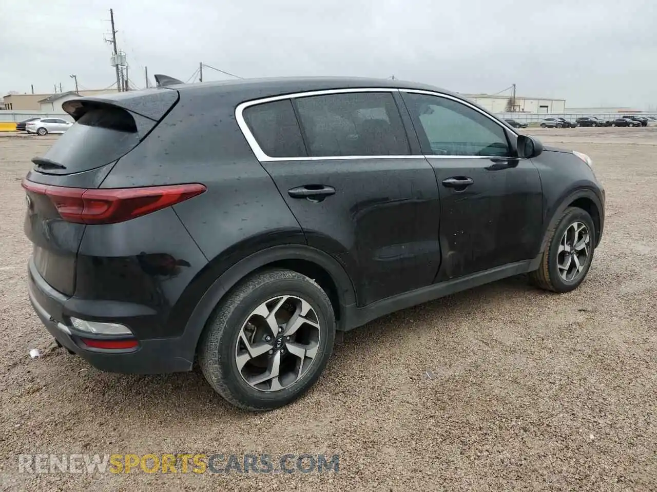 3 Photograph of a damaged car KNDPM3ACXM7871840 KIA SPORTAGE 2021