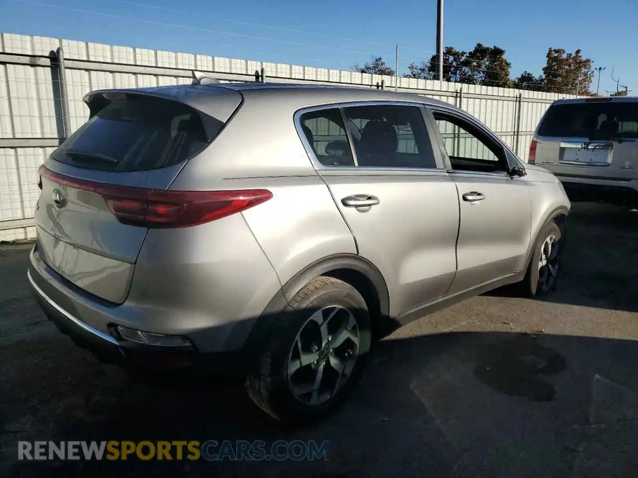 3 Photograph of a damaged car KNDPM3ACXM7888220 KIA SPORTAGE 2021