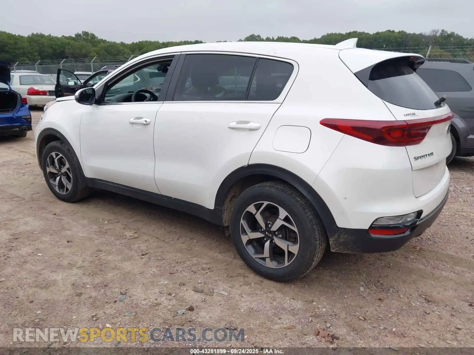 3 Photograph of a damaged car KNDPM3ACXM7891604 KIA SPORTAGE 2021