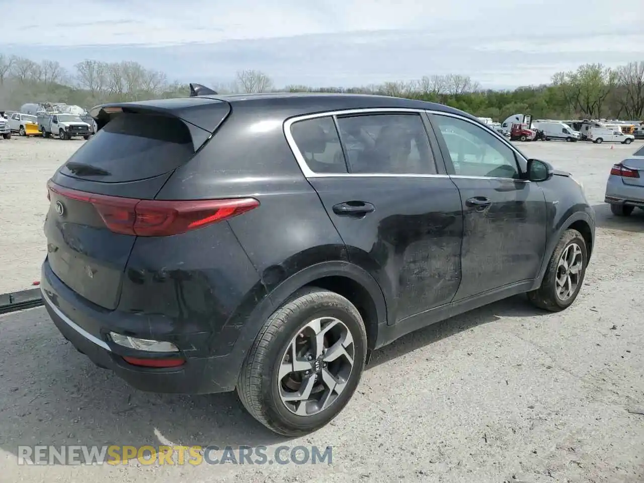 3 Photograph of a damaged car KNDPMCAC0M7843433 KIA SPORTAGE 2021