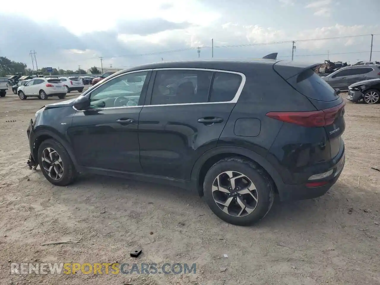 2 fotografías del automóvil dañado KNDPMCAC2M7865014 KIA SPORTAGE 2021