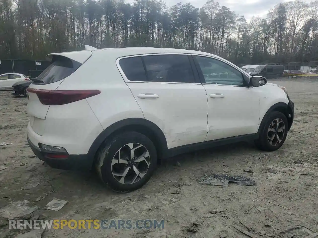 3 Photograph of a damaged car KNDPMCAC2M7877082 KIA SPORTAGE 2021