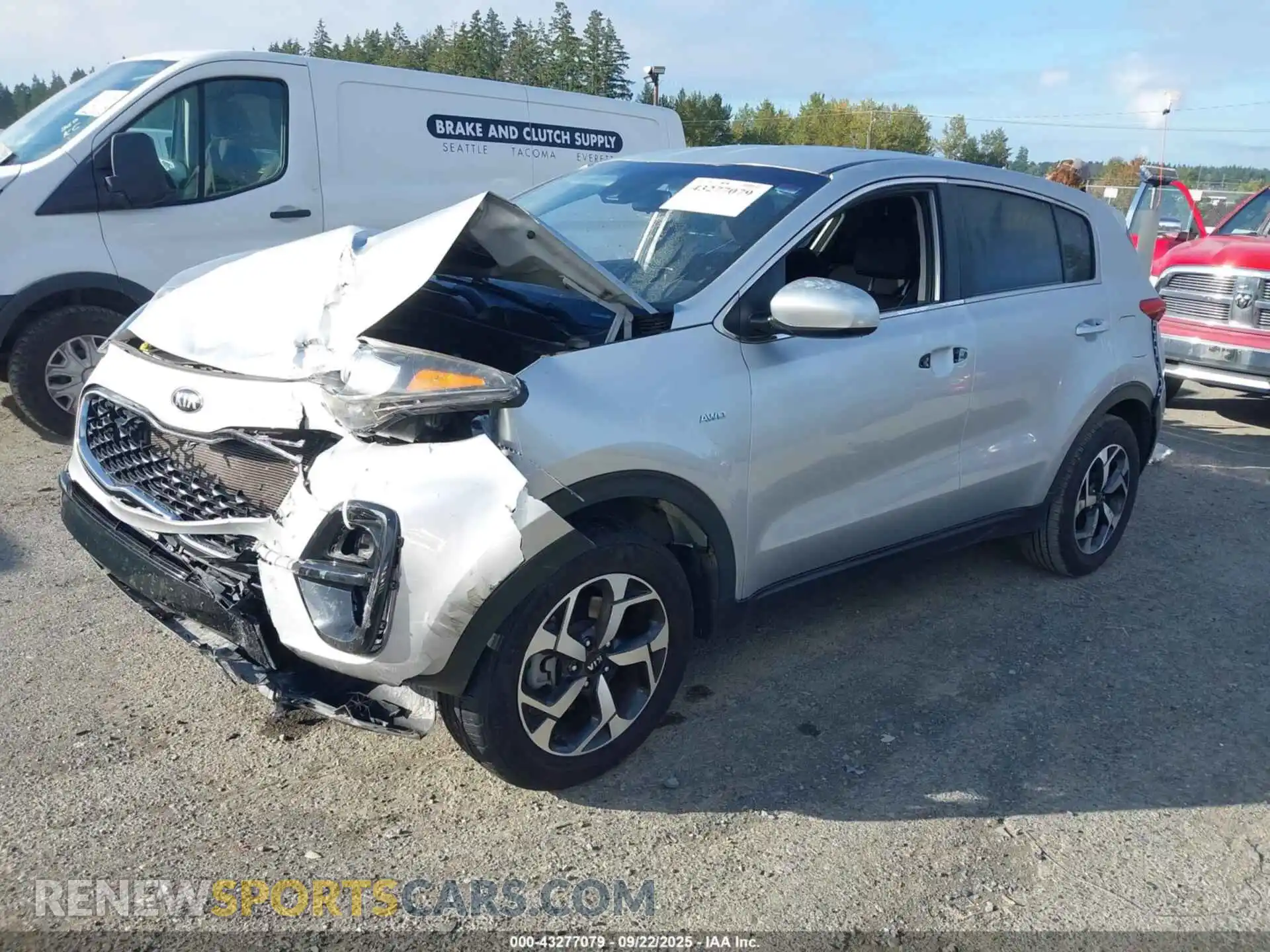 2 Photograph of a damaged car KNDPMCAC2M7928595 KIA SPORTAGE 2021