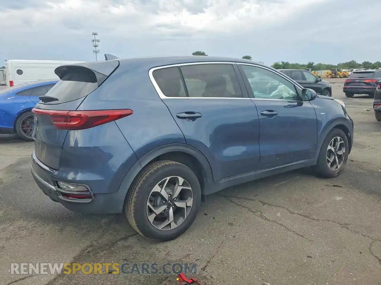 3 fotografías del automóvil dañado KNDPMCAC3M7889256 KIA SPORTAGE 2021