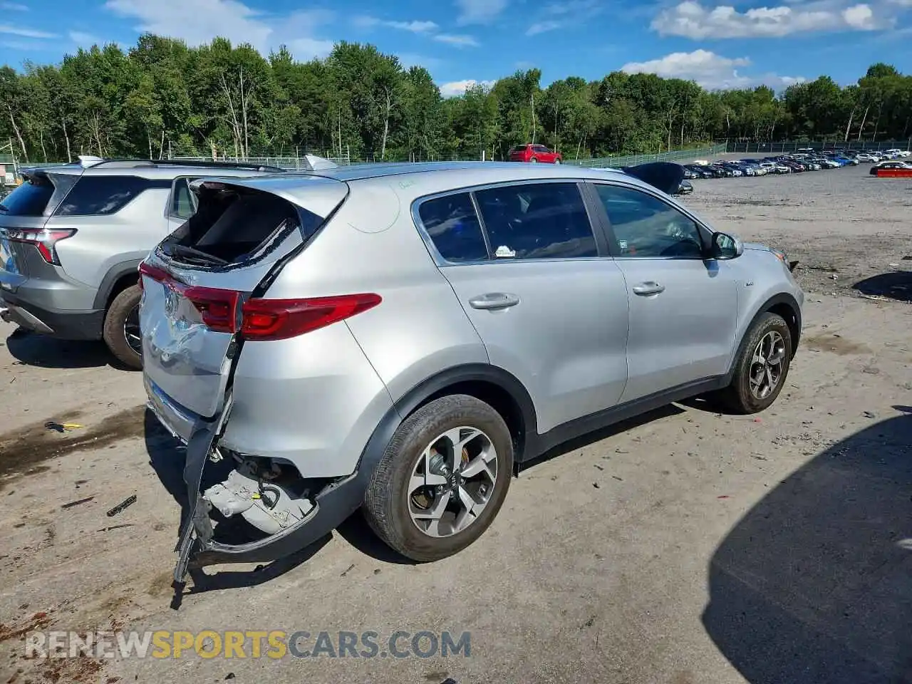 3 Photograph of a damaged car KNDPMCAC3M7903138 KIA SPORTAGE 2021