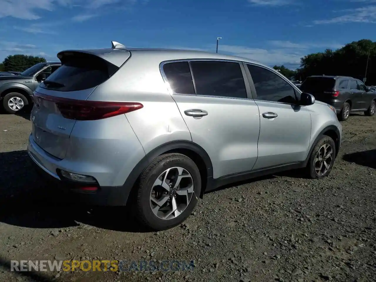 3 Photograph of a damaged car KNDPMCAC3M7919131 KIA SPORTAGE 2021