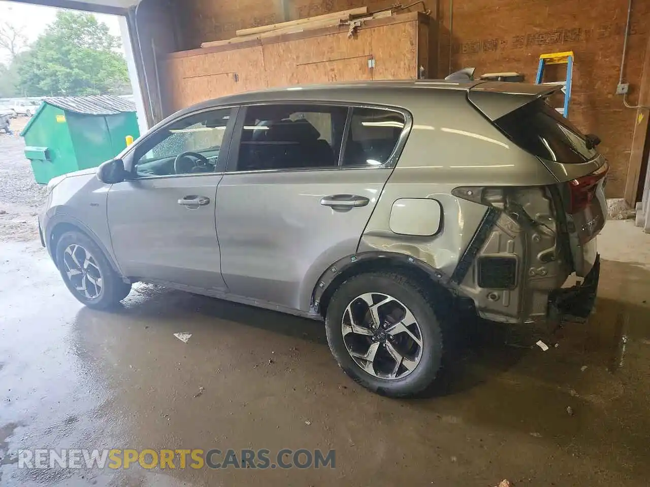 2 Photograph of a damaged car KNDPMCAC5M7887217 KIA SPORTAGE 2021