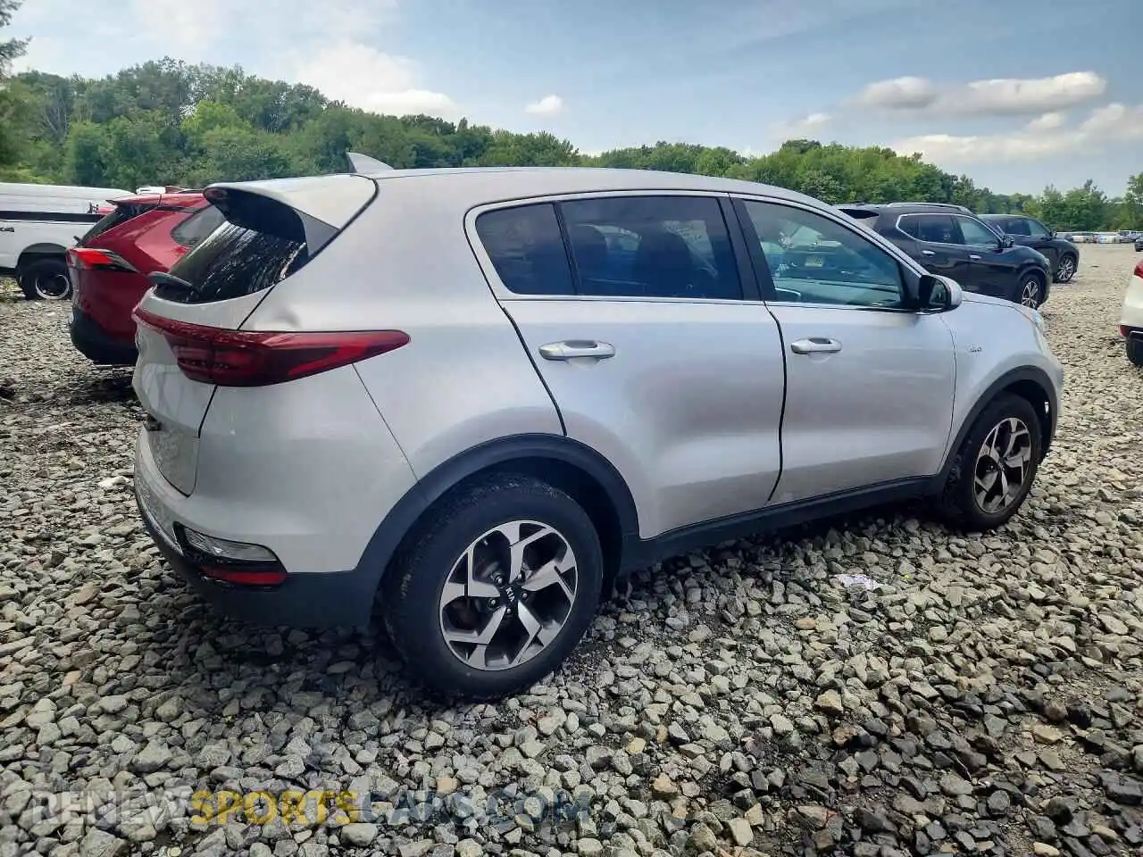 3 fotografías del automóvil dañado KNDPMCAC5M7898458 KIA SPORTAGE 2021