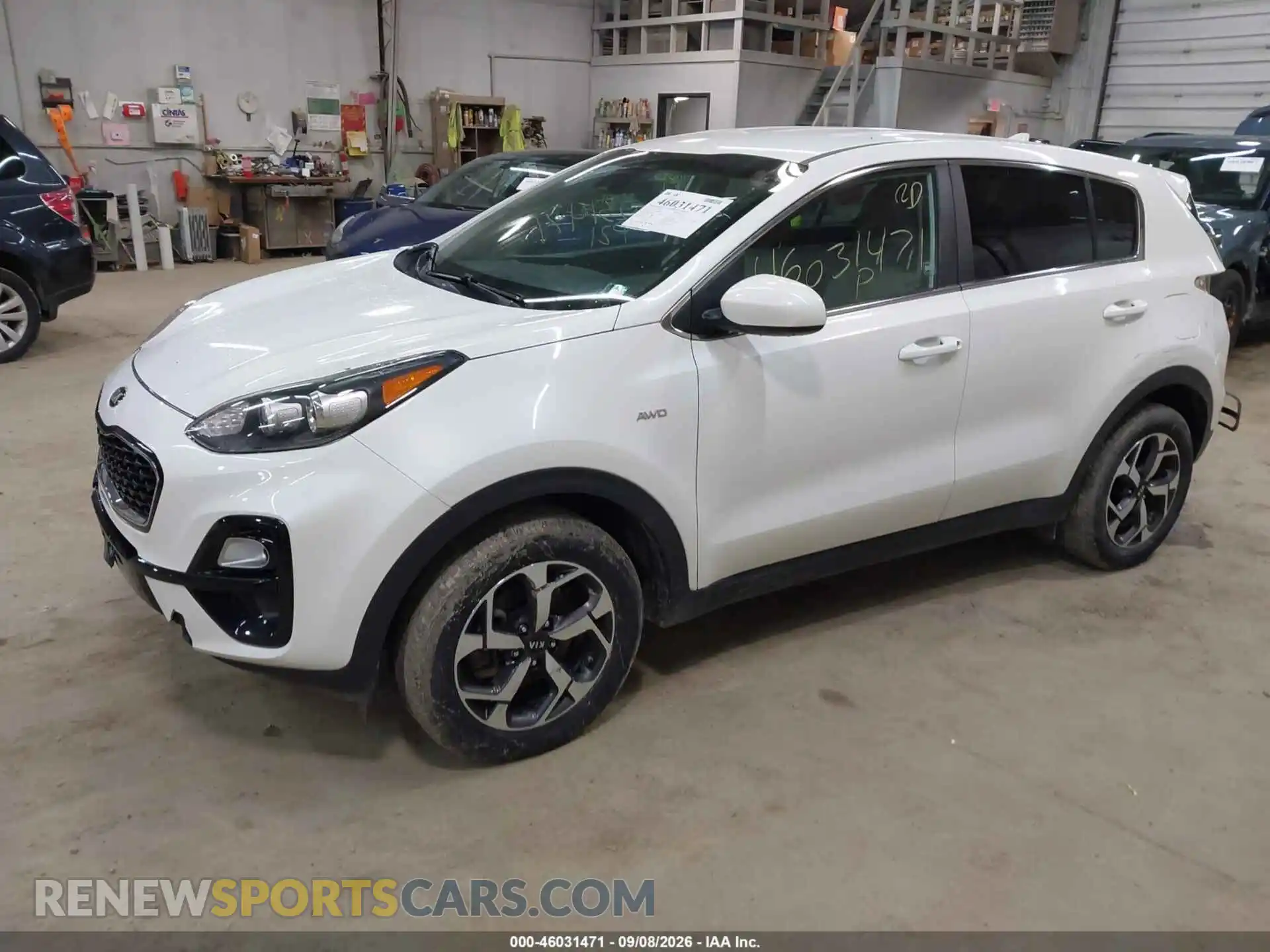 2 fotografías del automóvil dañado KNDPMCAC5M7904811 KIA SPORTAGE 2021