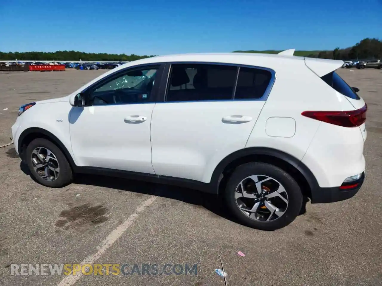 2 Photograph of a damaged car KNDPMCAC6M7847728 KIA SPORTAGE 2021