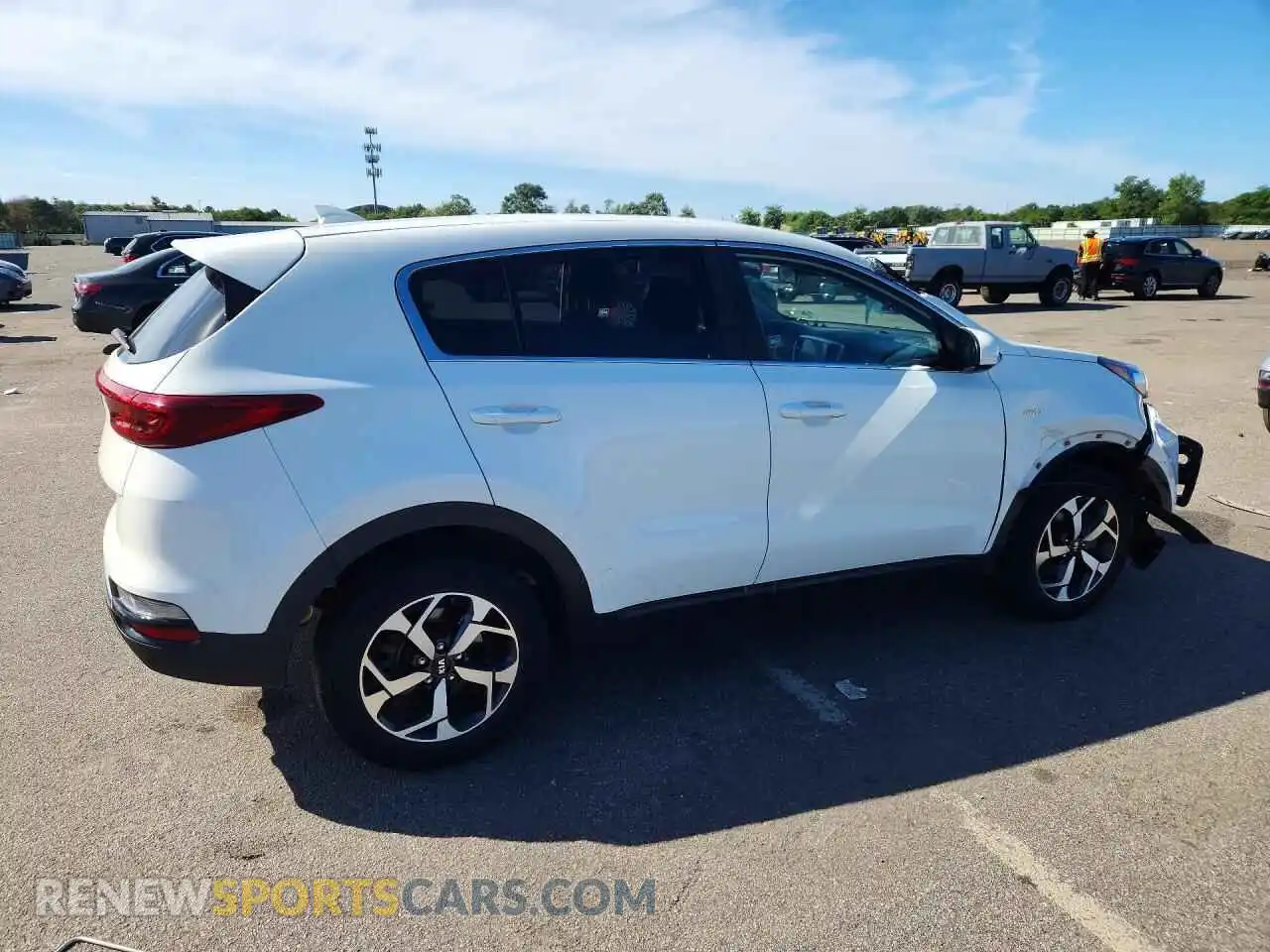 3 Photograph of a damaged car KNDPMCAC6M7847728 KIA SPORTAGE 2021