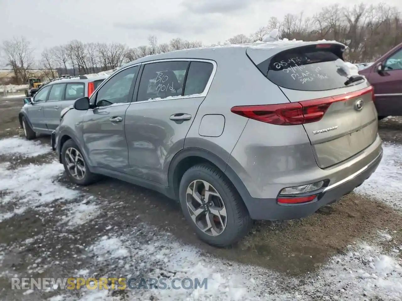2 Photograph of a damaged car KNDPMCAC7M7886764 KIA SPORTAGE 2021