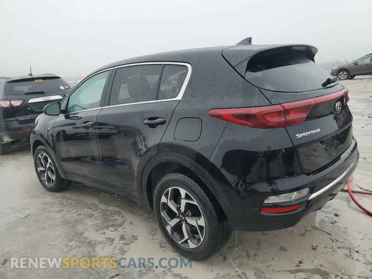 2 Photograph of a damaged car KNDPMCAC8M7939262 KIA SPORTAGE 2021