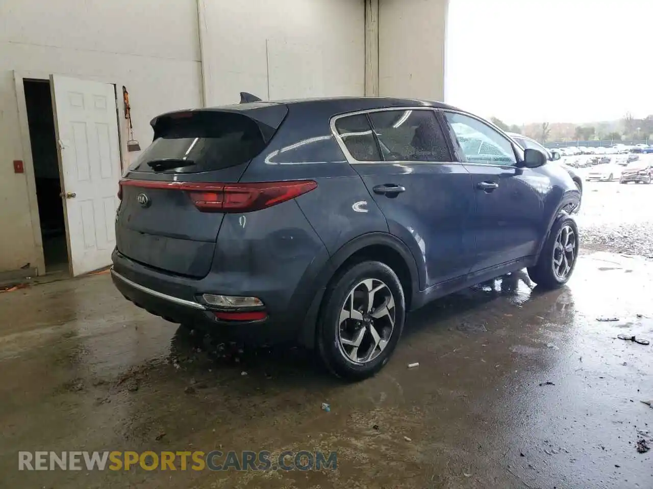 3 Photograph of a damaged car KNDPMCAC9M7901720 KIA SPORTAGE 2021