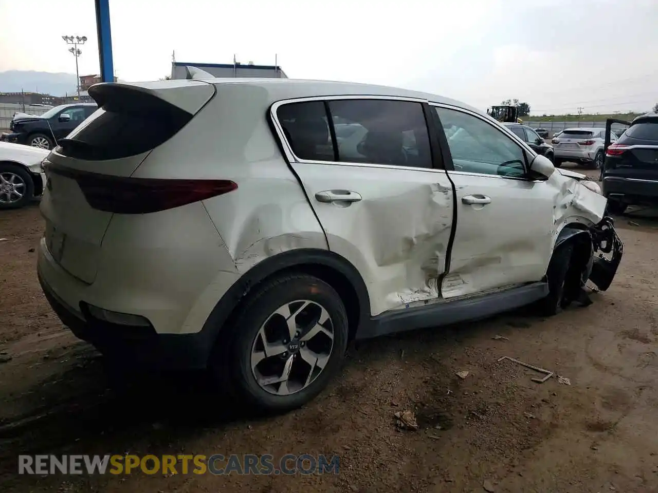 3 Фотография поврежденного автомобиля KNDPMCAC9M7928853 KIA SPORTAGE 2021