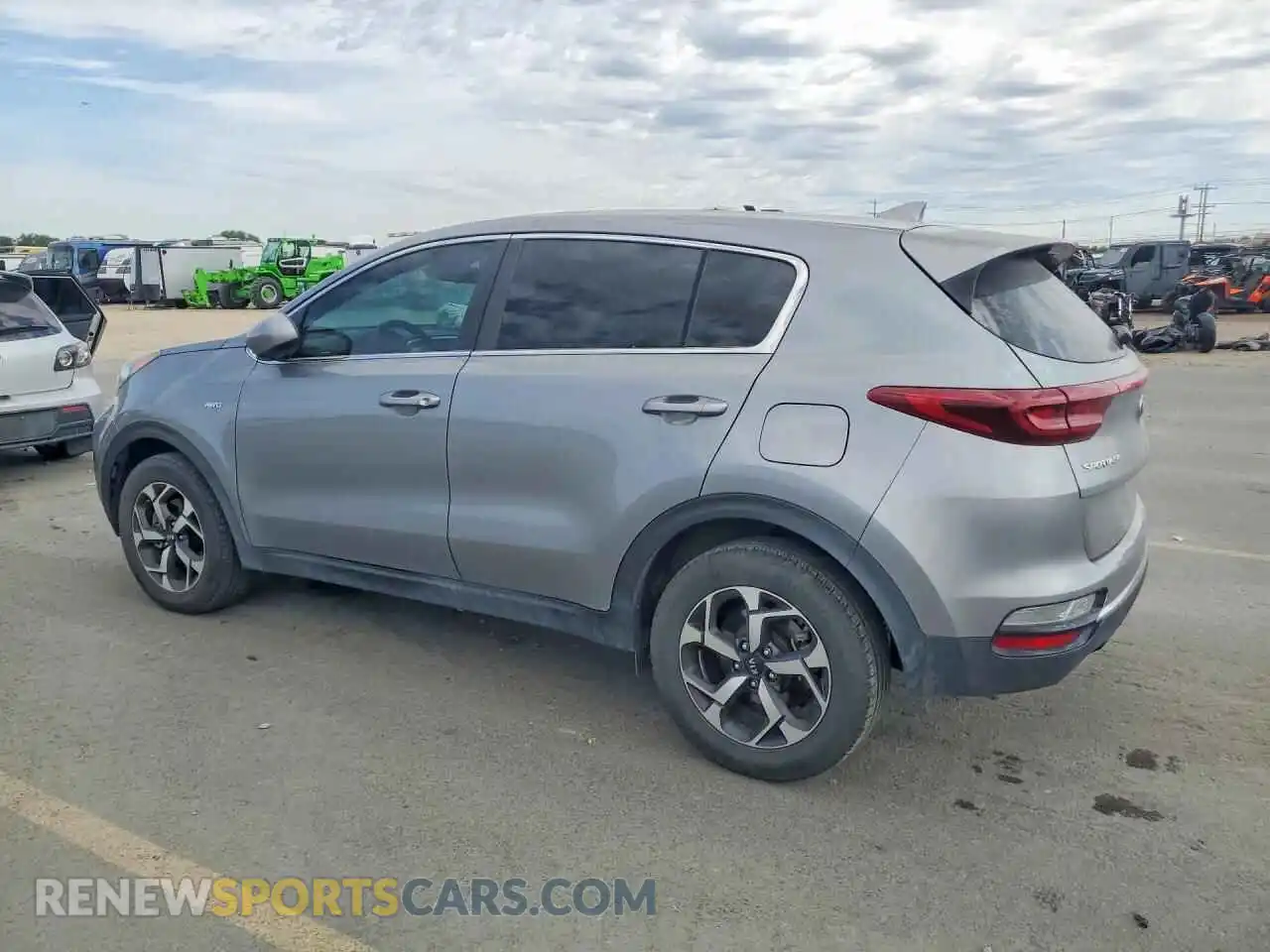 2 Photograph of a damaged car KNDPMCAC9M7943126 KIA SPORTAGE 2021