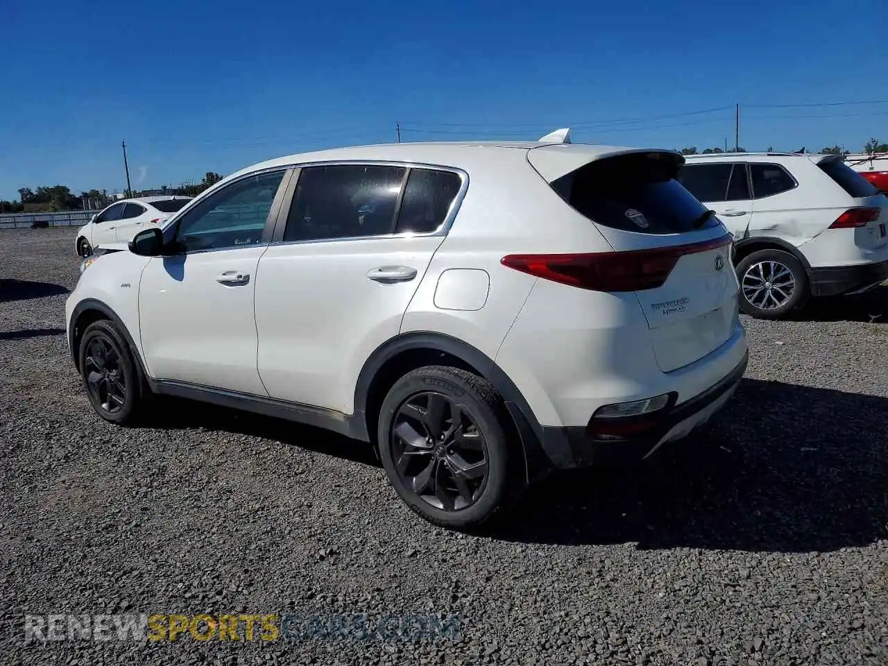 2 fotografías del automóvil dañado KNDPMCACXM7859753 KIA SPORTAGE 2021