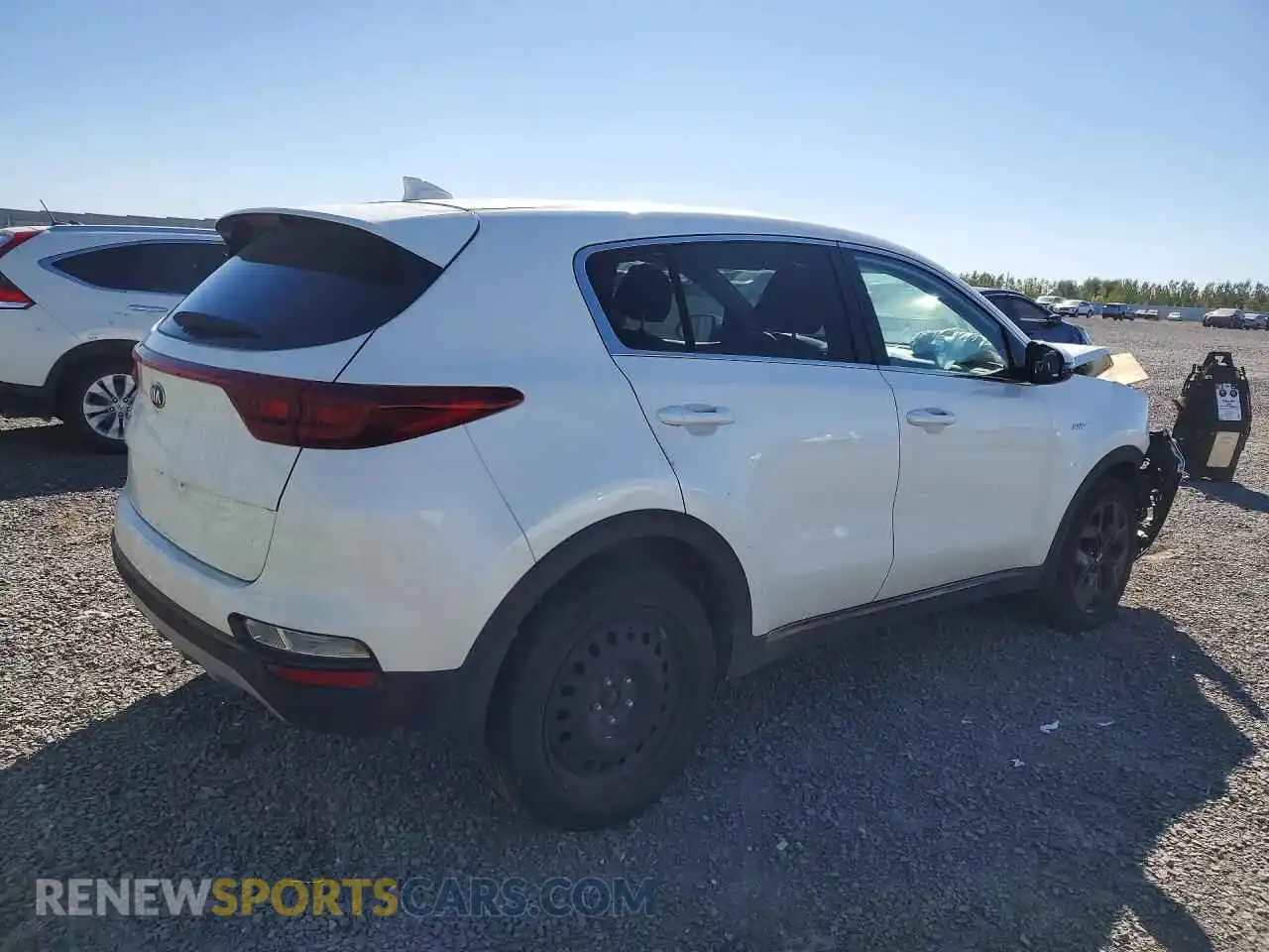 3 fotografías del automóvil dañado KNDPMCACXM7859753 KIA SPORTAGE 2021