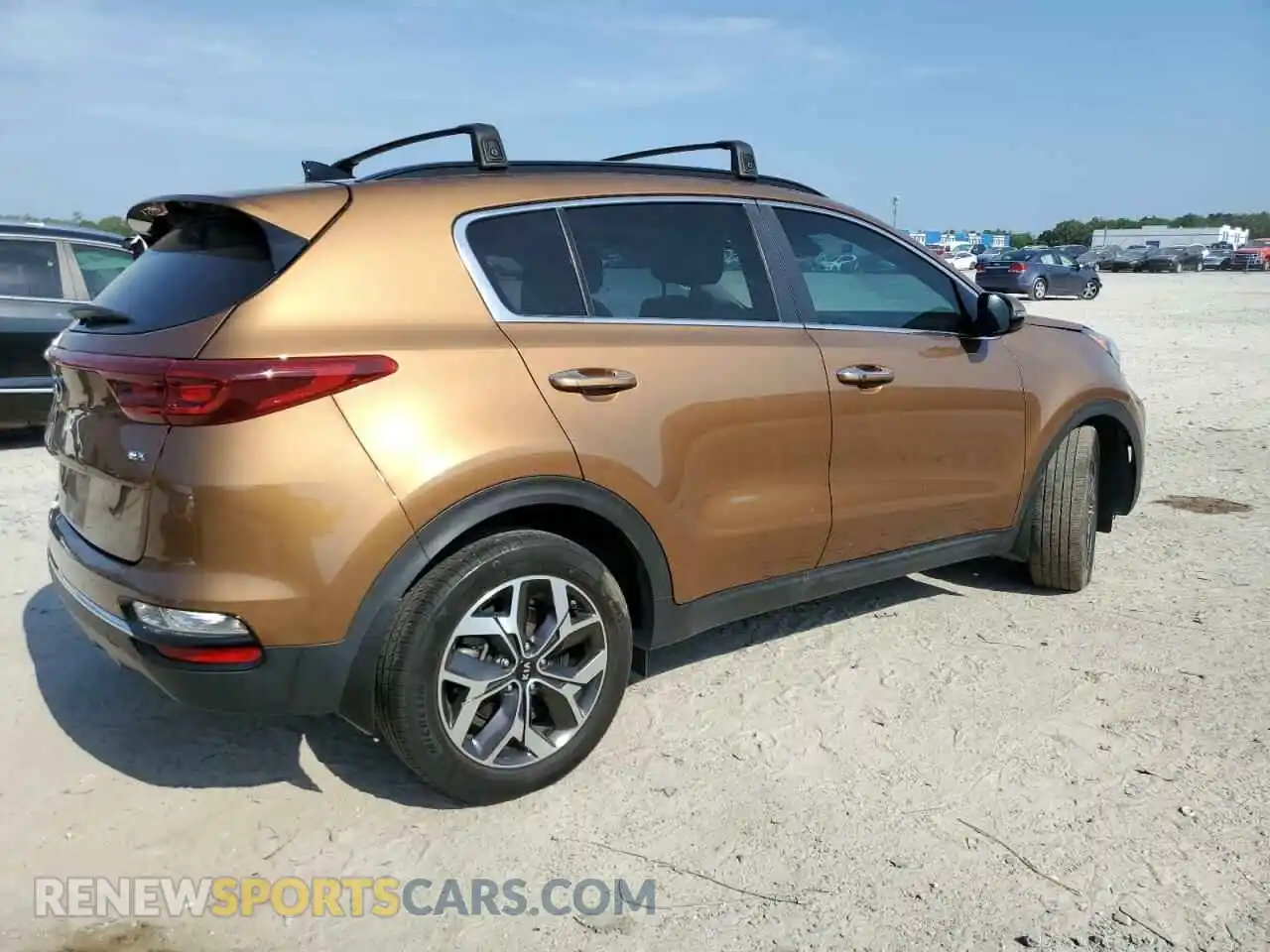 3 Photograph of a damaged car KNDPN3AC0M7854669 KIA SPORTAGE 2021
