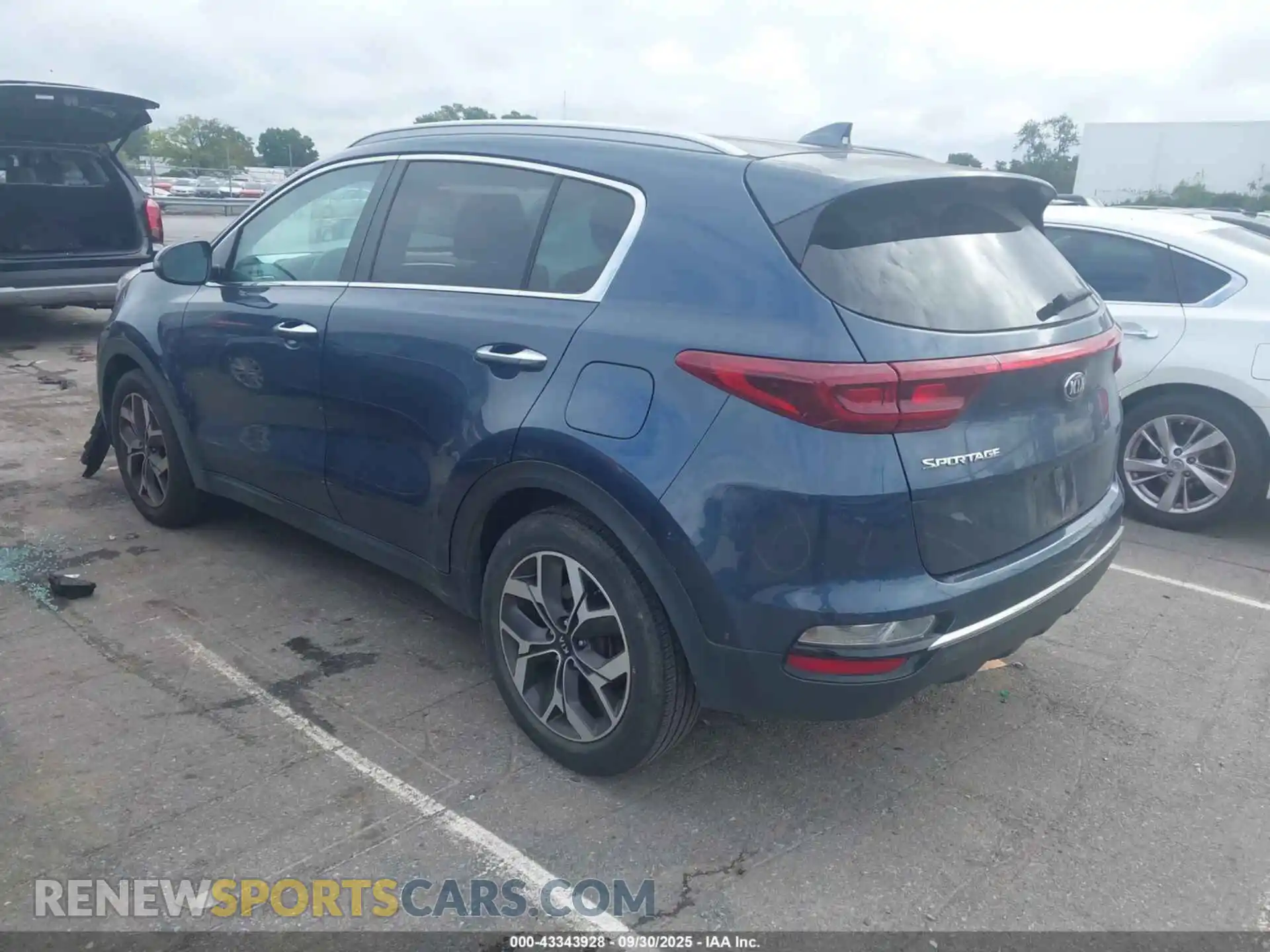 3 Photograph of a damaged car KNDPN3AC0M7873142 KIA SPORTAGE 2021