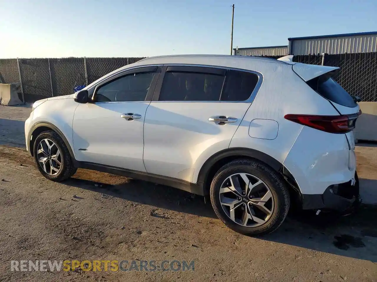 2 Photograph of a damaged car KNDPN3AC4M7882622 KIA SPORTAGE 2021