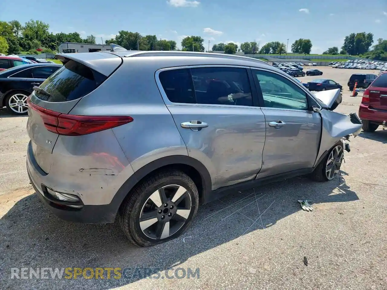 3 Photograph of a damaged car KNDPN3AC8M7856945 KIA SPORTAGE 2021