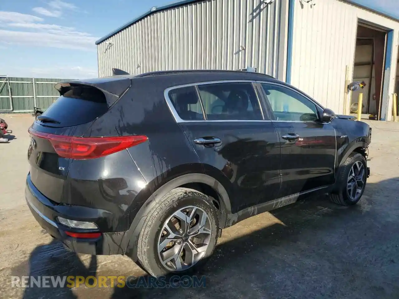 3 Photograph of a damaged car KNDPNCAC4M7869059 KIA SPORTAGE 2021