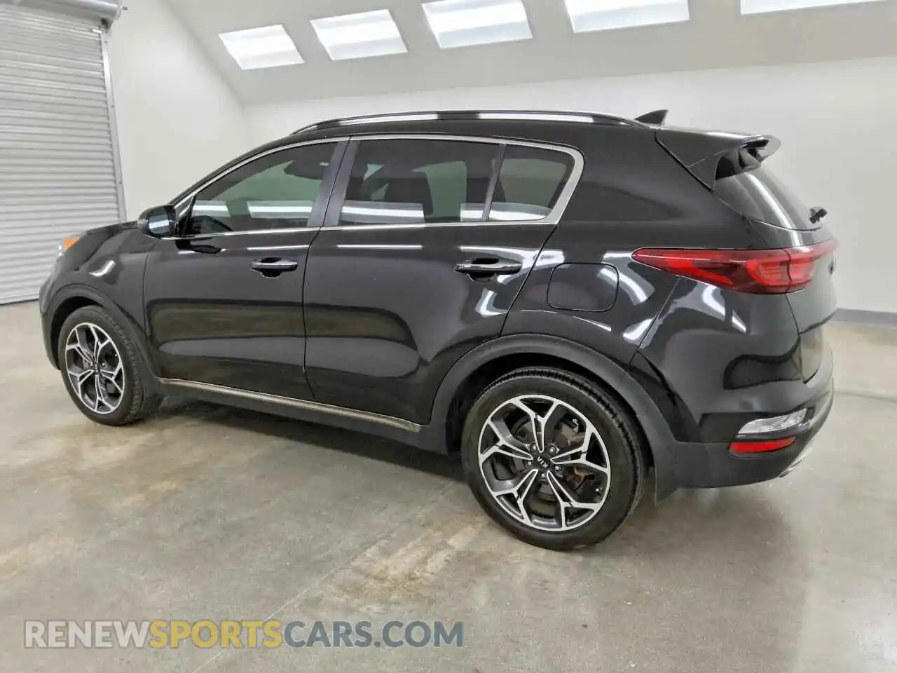 2 fotografías del automóvil dañado KNDPR3A64M7848730 KIA SPORTAGE 2021
