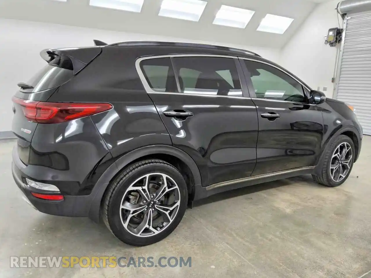 3 fotografías del automóvil dañado KNDPR3A64M7848730 KIA SPORTAGE 2021